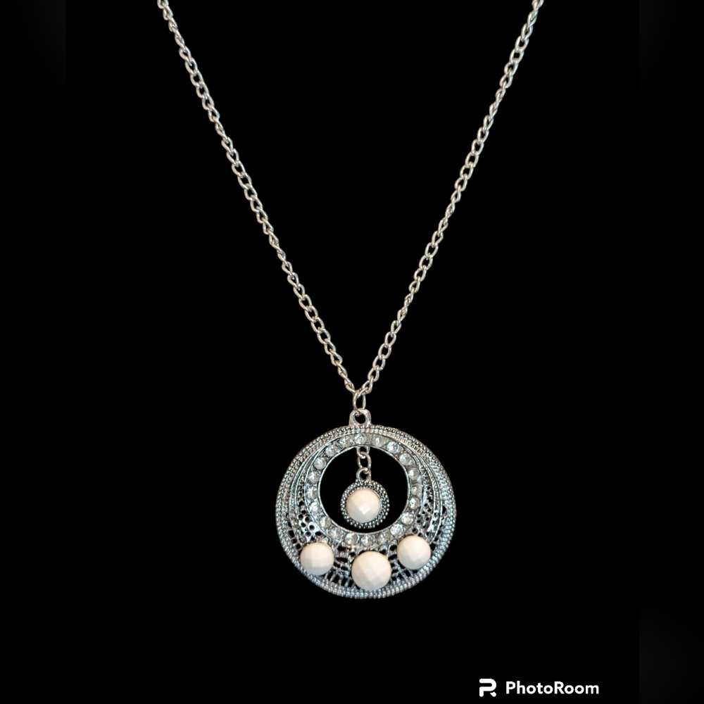 Vintage Silvertone Necklace